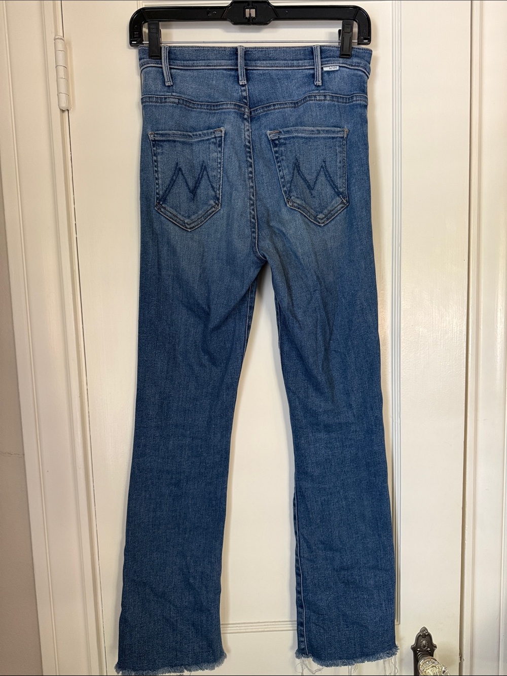 MOTHER Classic Blue Women's Jeans with Back Pocket Stitching
